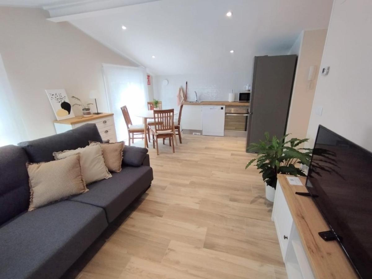 Apartamentos Baldenora Llanes Bagian luar foto